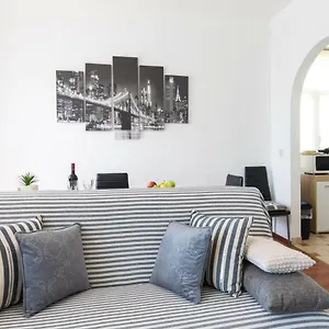 Tessa Apartman